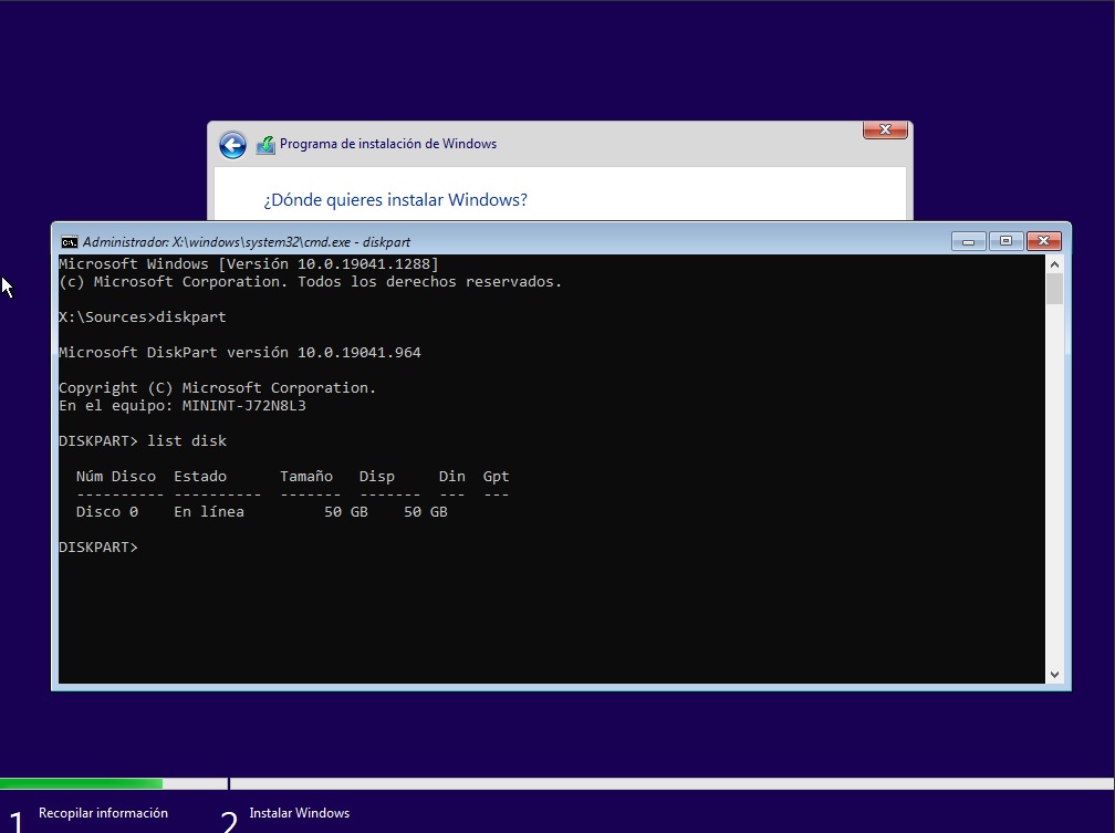 Terminal de comandos abierta con la herramienta Diskpart y el comando list disk en ejecución. Terminal de comandos abierta con la herramienta Diskpart y el comando list disk en ejecución
